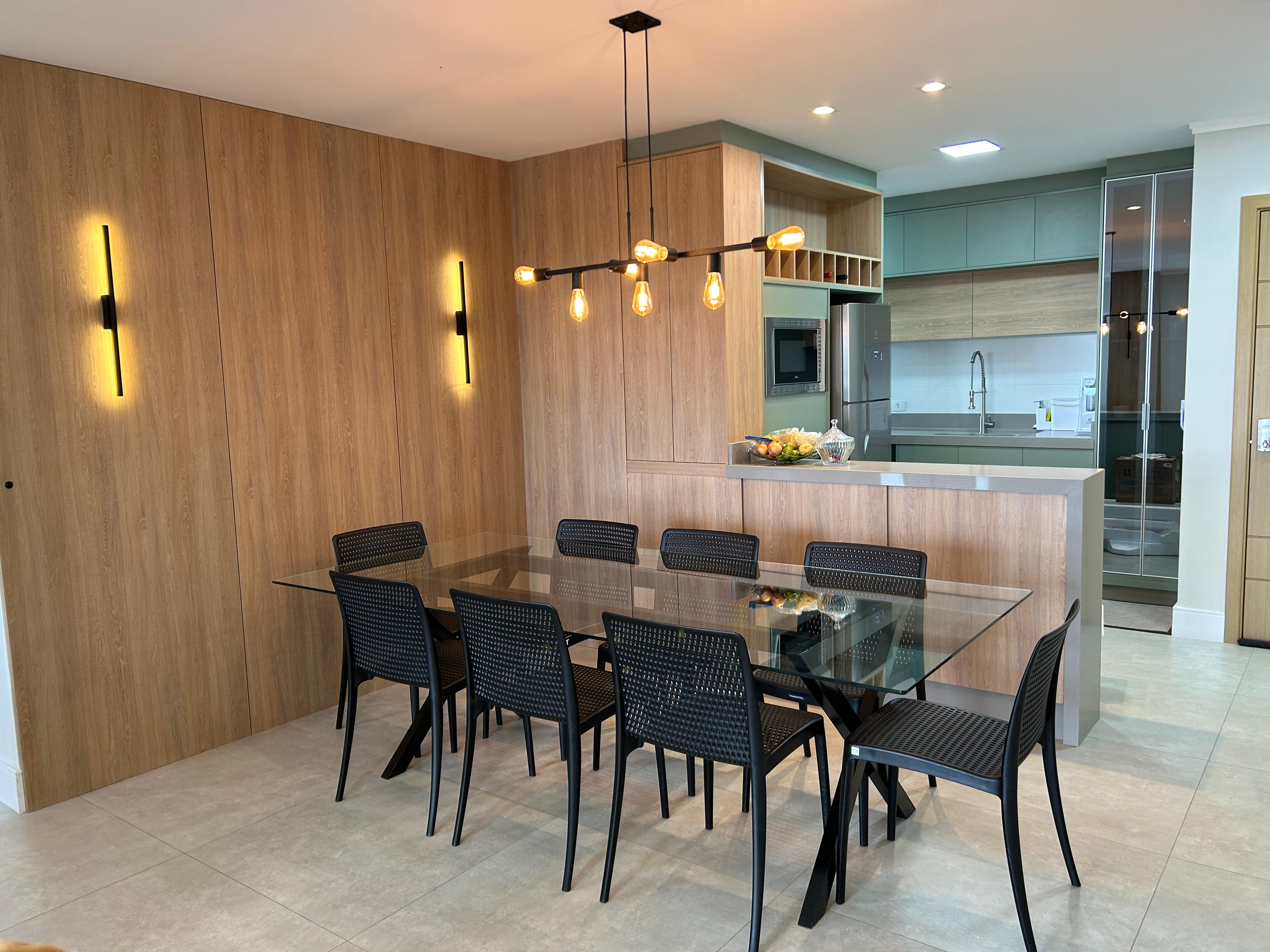 Cozinha planejada com eletros inclusos