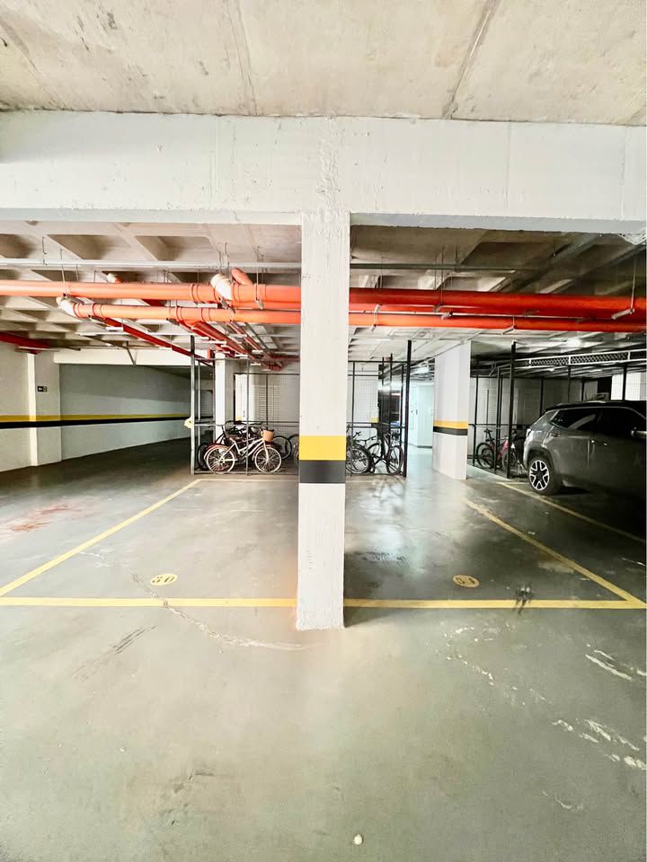 Vagas de garagem lado a lado